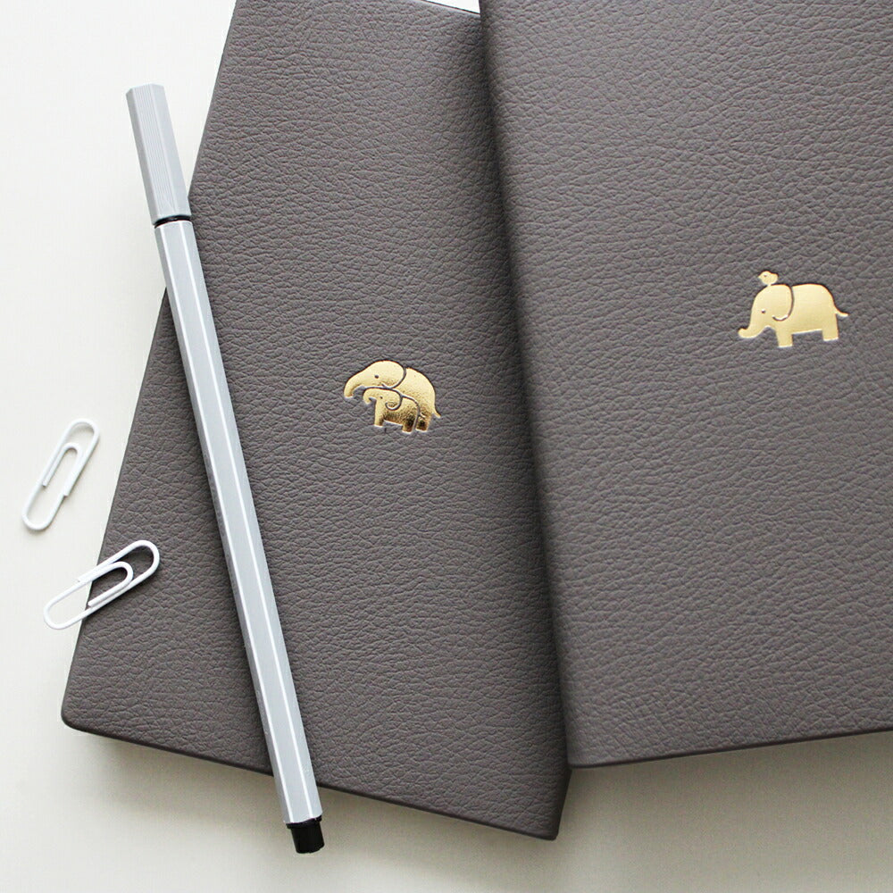 手帳 2026 マトカ 2026年1月始まり ダイアリー スケジュール帳｜新書判 スリムウィークリー・セパレート式『ラッキーモチーフ B｜LUCKY MOTIF B』Nitte かわいい ブタ ゾウ ポメラニアン クジラ シマエナガ ペンギン ハリネズミ 招き猫