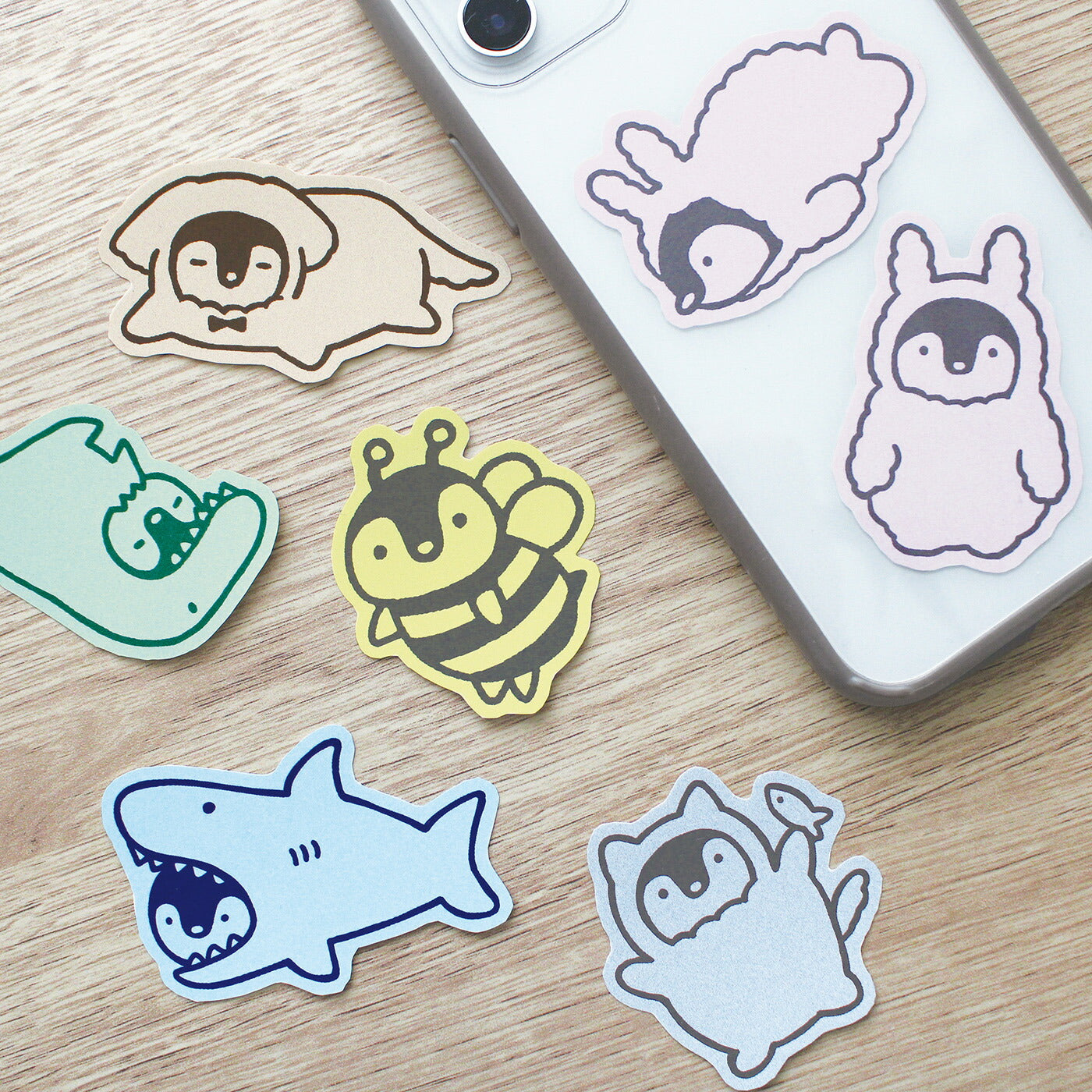 KIGURUMI 着ぐるみ ダイカットステッカー｜STICKER シール ステッカー 可愛い おしゃれ 動物 アニマル スマホケース パソコン スーツケース 車 ウサギ 恐竜 ハチ 犬 猫 サメ｜MATOKA マトカ