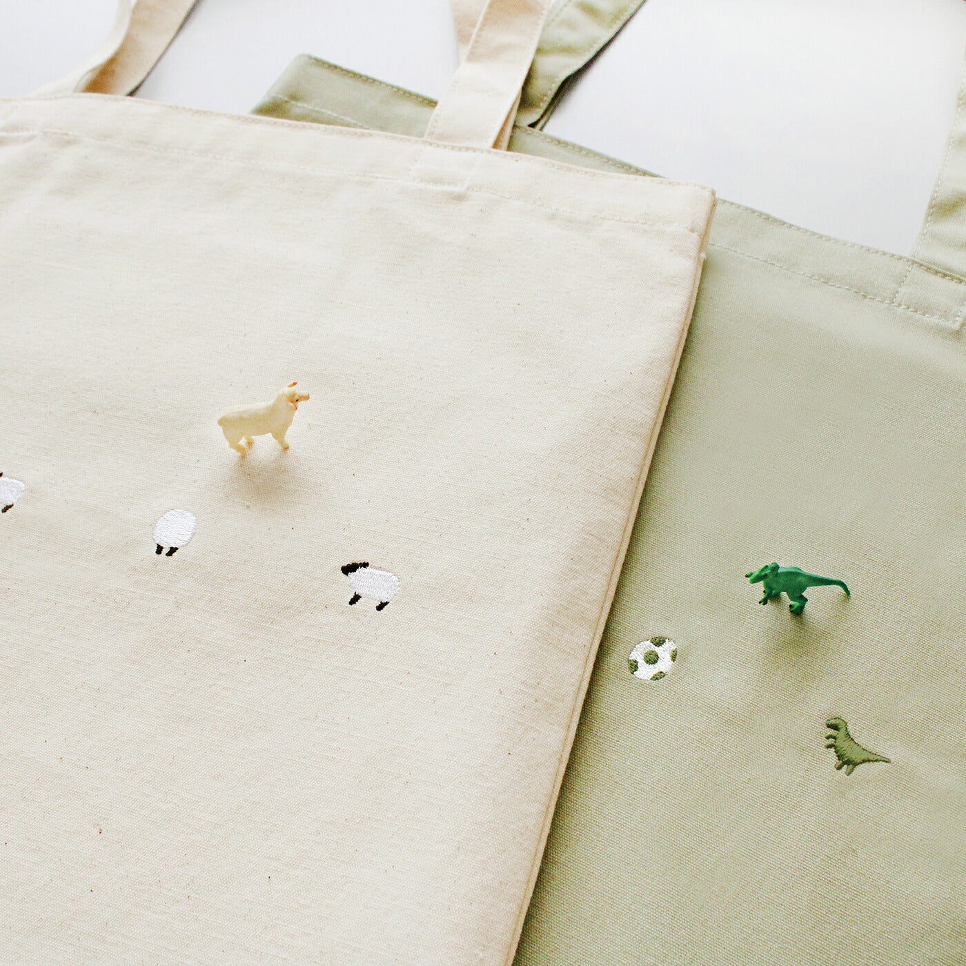 CANVAS TOTE BAG キャンバストートバッグ A｜トート キャンバス 刺繍 大きめ カバン バッグ 動物 アニマル マスターピース 猫 恐竜 アート 絵画 フェルメール ゴッホ アート 犬 ゴリラ｜MATOKA マトカ