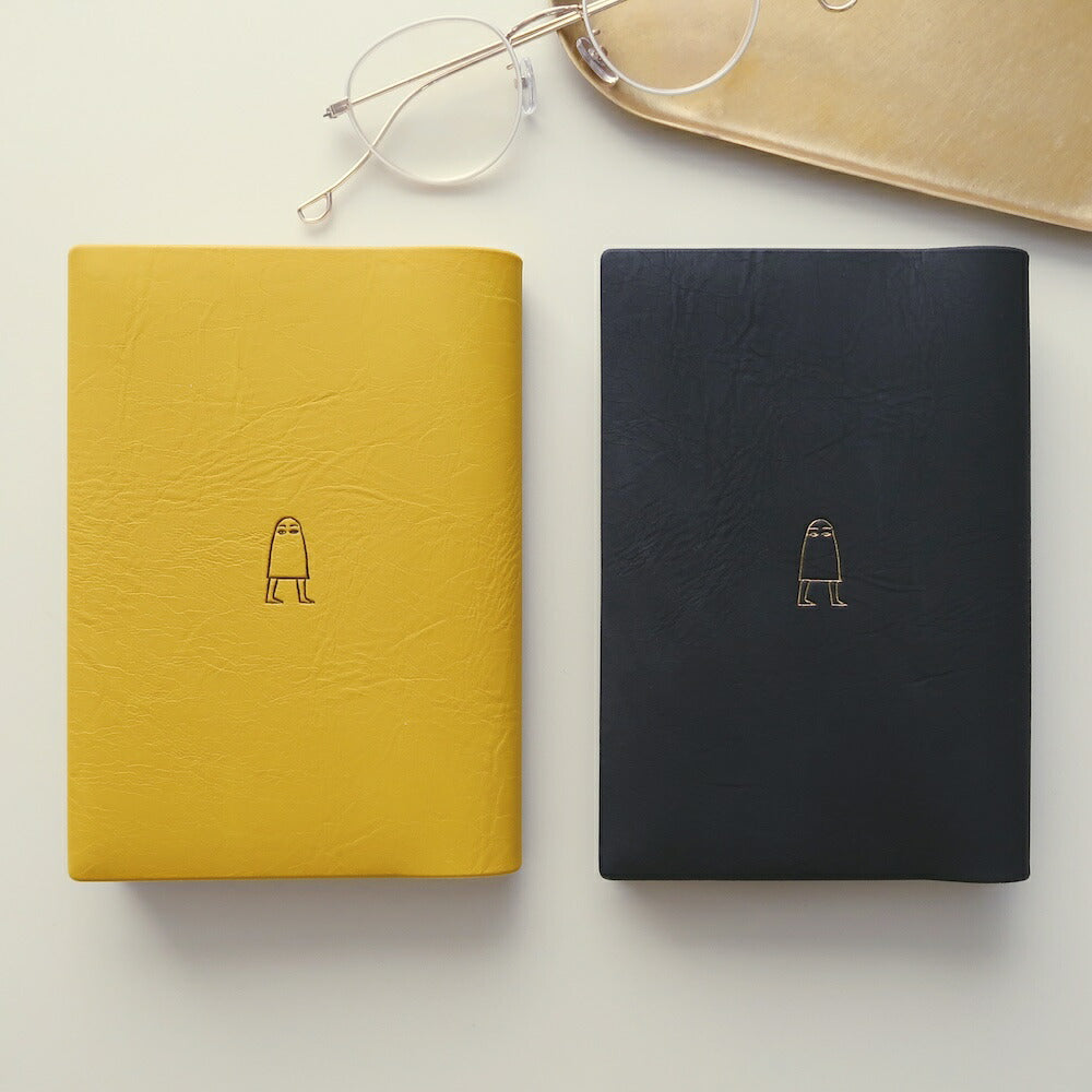 ワンポイント ブックカバー｜限定デザイン 読書 本 カバー 文庫本 読書カバー 文学 シンプル かわいい おしゃれ 動物 ネコ ハリネズミ アイスクリーム メジェド シマエナガ 着ぐるみ UFO 土偶｜MATOKA マトカ