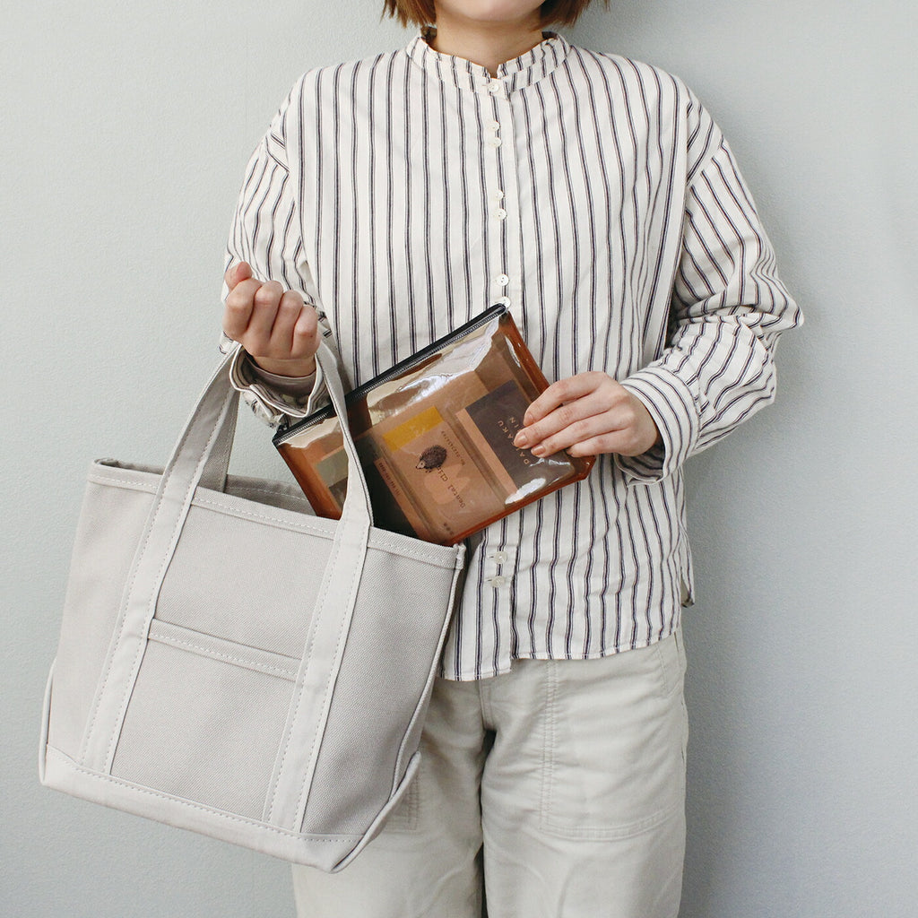 COTOMO コトモ マルチポーチ｜MULTI POUCH おしゃれ かわいい シンプル 小物入れ 仕事 勉強 高校生 クジラ ハリネズミ カメレオン シマエナガ ネコ ポメラニアン 恐竜 宇宙 収納 文具 付箋 ポーチ B6 お薬手帳 通帳｜MATOKA マトカ