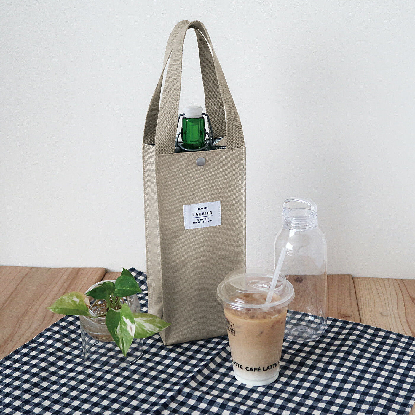 LAURIER ローリエ ボトルバッグ｜BOTTLE BAG コンパクト シンプル ピクニック 行楽 保冷バッグ マイバッグ くすみカラー 無地 大人 通勤 通学 ドリンクボトル タンブラー 牛乳パック ｜LEAFLETS