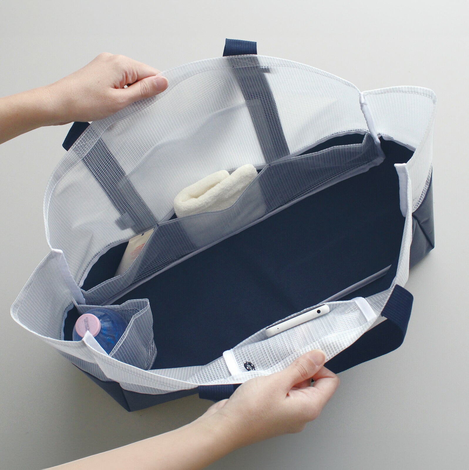 SORTIR ソルティール ビニールメッシュトート｜VINYL MESH TOTE BAG シンプル ピクニック 行楽 マイバッグ 大人 プール 夏 旅行 サウナ ジム 運動 レジャー バッグ スポーツ観戦 半透明 マザーズバッグ｜LEAFLETS