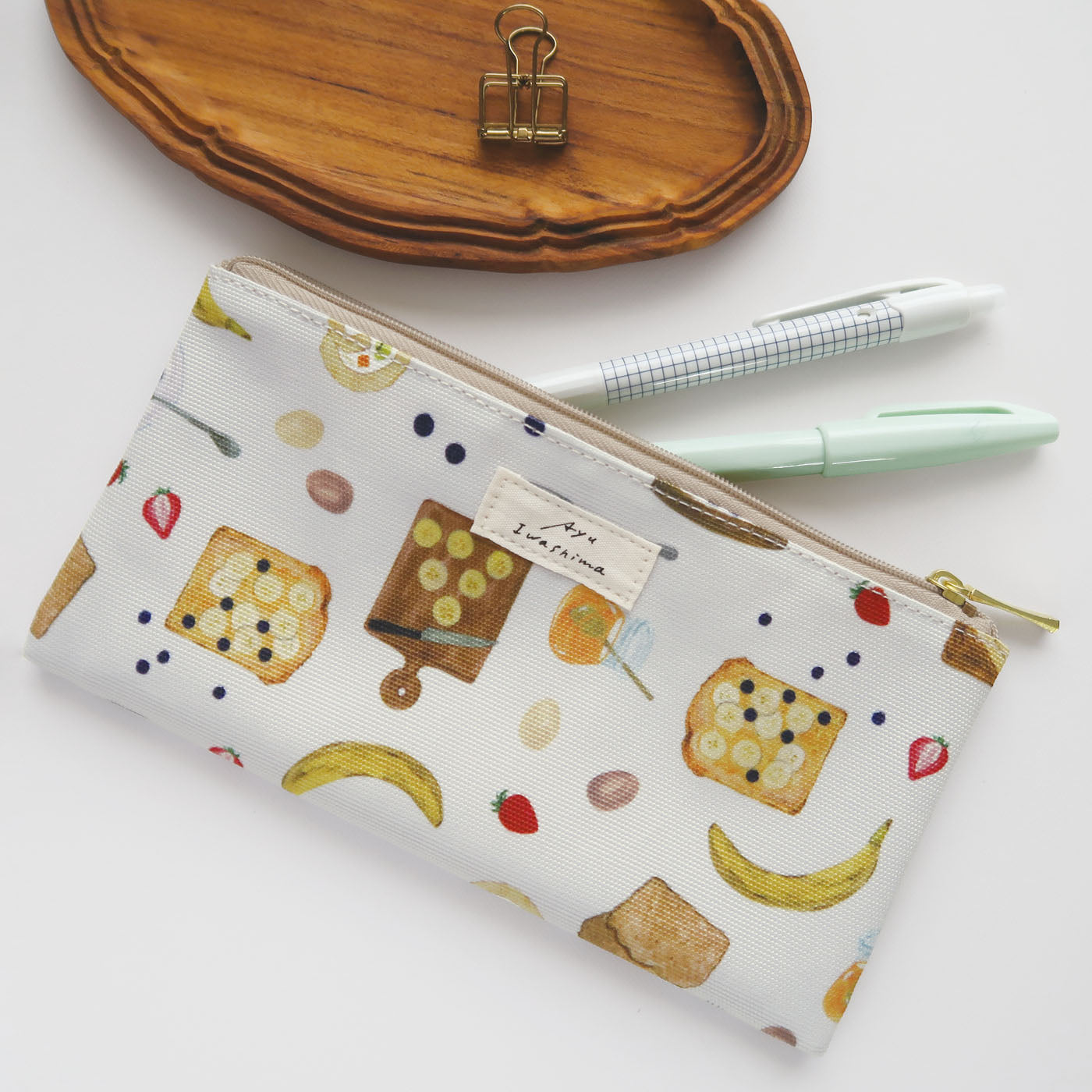いわしまあゆ ペンケース｜PEN CASE おしゃれ かわいい スイーツ パン デザート イラスト アート 作家 和菓子 お菓子 ケーキ いちご 高校生 中学生 入学 筆箱 筆入れ メイクポーチ ポーチ 収納 大人｜MATOKA マトカ
