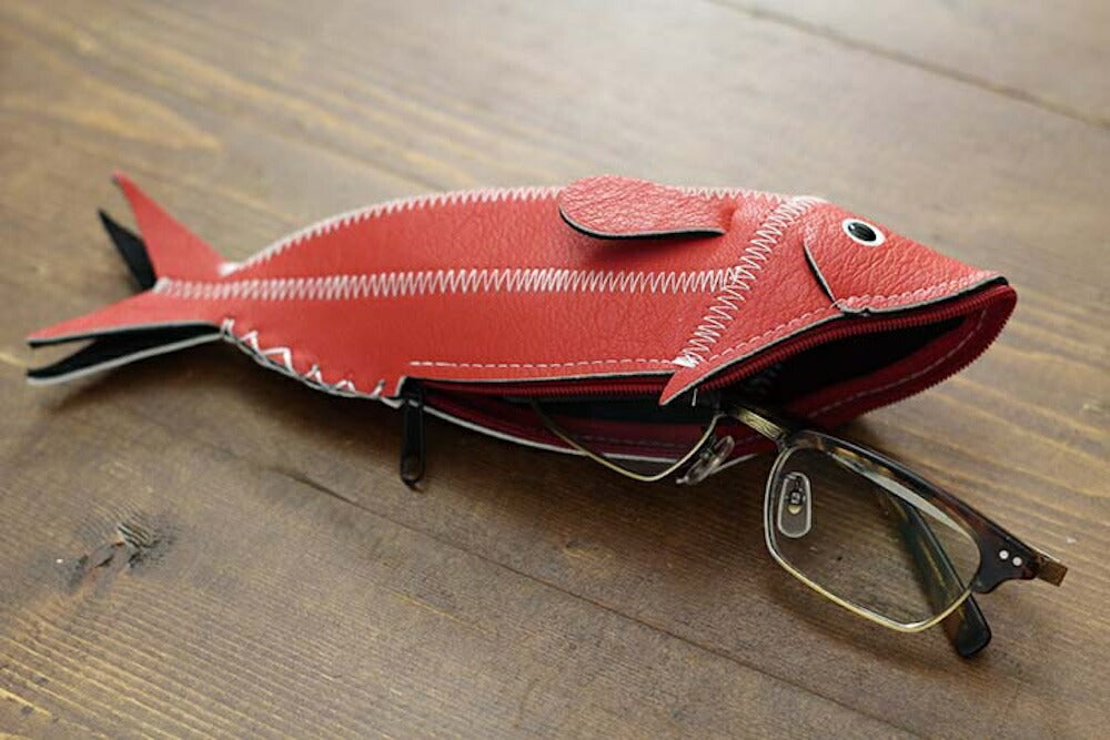 フィッシュケース（FISH CASE）｜小物入れ 収納 ケース ポーチ ペンケース 魚 さかな 文具小物 ペン  メガネ メガネケース ユニーク 個性的｜MATOKA マトカ