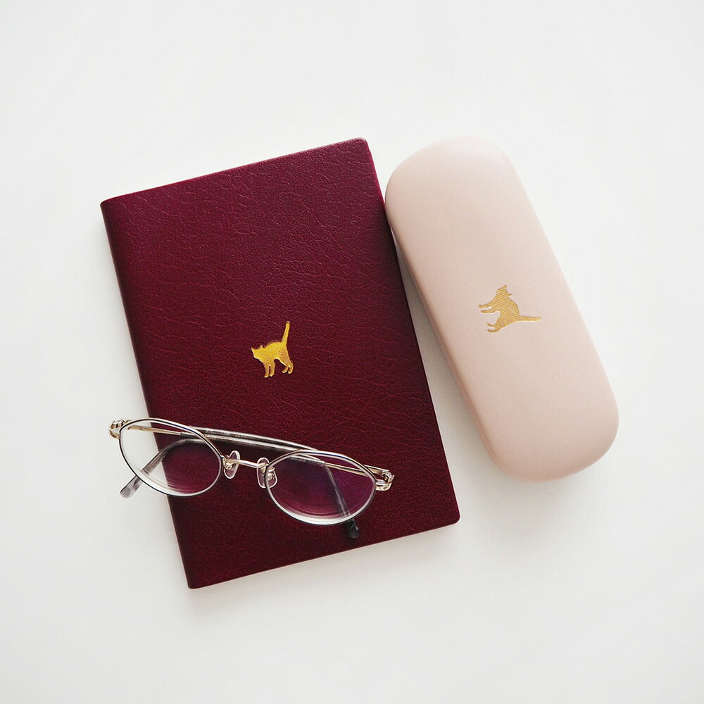 手帳 2026 マトカ 2026年（2025年10月始まり）ダイアリー スケジュール帳｜B6サイズ ウィークリー・レフト式（週間ホリゾンタル）『ワンポイント ねこ｜POINT CAT』大人 かわいい ねこ ネコ 猫