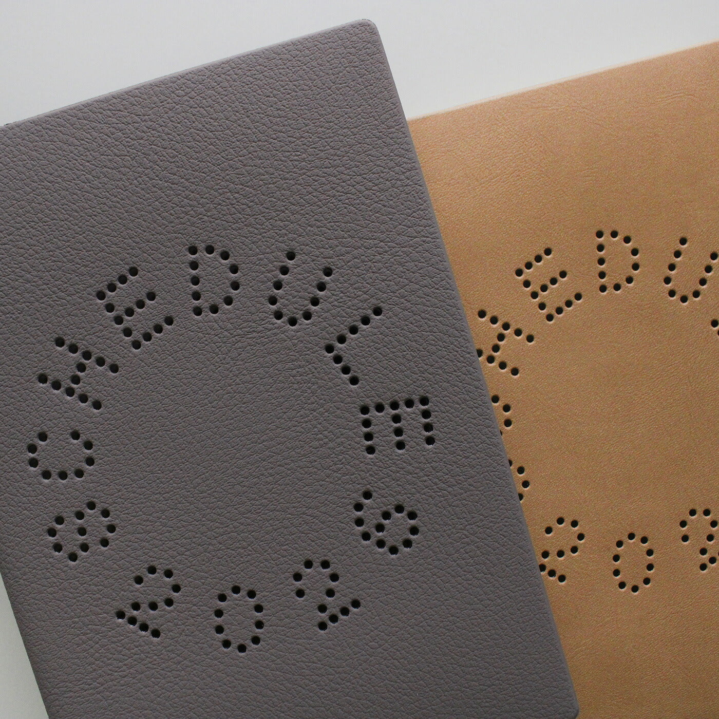 手帳 2026 マトカ 2026年（2025年10月始まり）ダイアリー スケジュール帳｜B6サイズ ウィークリー・レフト式（週間ホリゾンタル）『アルチザン｜ARTISAN』