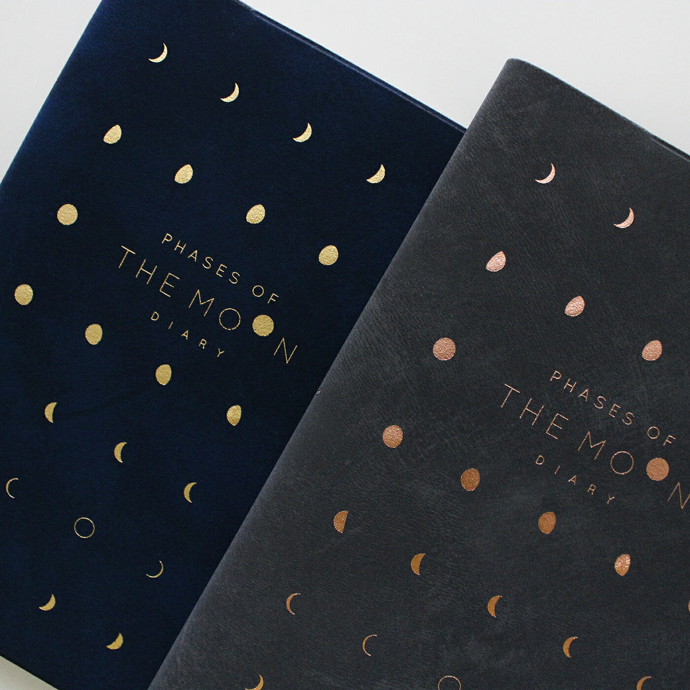 手帳 2026 マトカ 2026年（2025年10月始まり）ダイアリー スケジュール帳｜B6サイズ ウィークリー・ブロック式（週間ブロック・日記帳）『月の満ち欠け｜THE MOON』大人かわいい