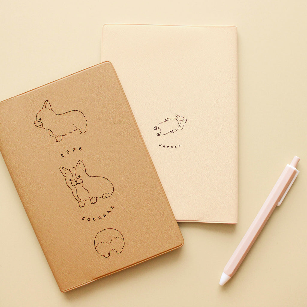 【限定】手帳 2026 マトカ 2026年（2025年10月始まり）ダイアリー スケジュール帳｜B6サイズ マンスリー・フルカラー（月間ブロック）『ラウンドコーギー｜ROUND CORGI』コーギー 犬 アニマル ベージュ アイボリー