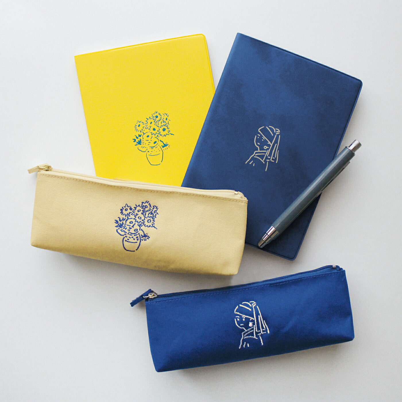 CANVAS PEN CASE キャンバスペンケース A｜おしゃれ かわいい 高校生 中学生 入学 シンプル 小物入れ キャンバス シンプル 大容量 マスターピース 刺繍 帆布｜MATOKA マトカ