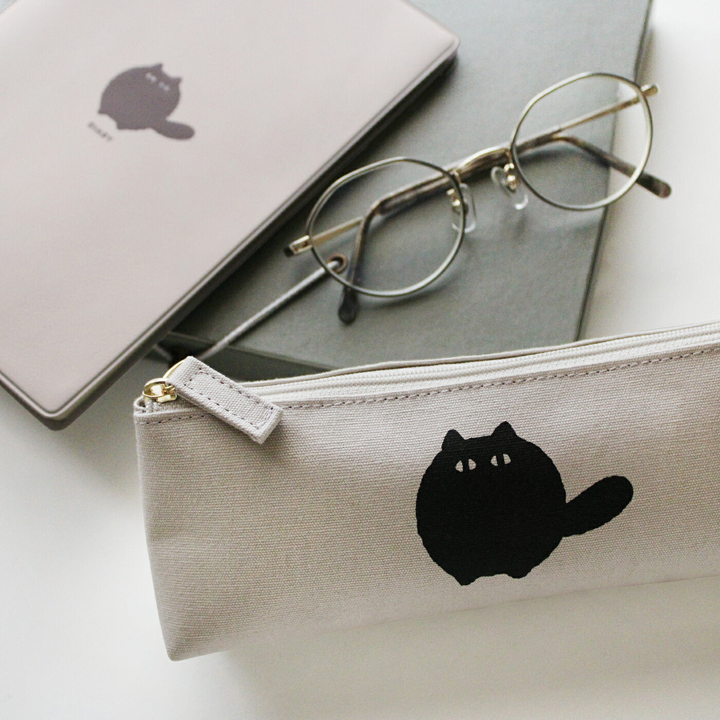 CANVAS PEN CASE キャンバスペンケース B｜おしゃれ かわいい 高校生 中学生 入学 シンプル 小物入れ キャンバス シンプル 大容量 マスターピース 刺繍 帆布 猫 犬 動物 ボルゾイ ゴリラ｜MATOKA マトカ