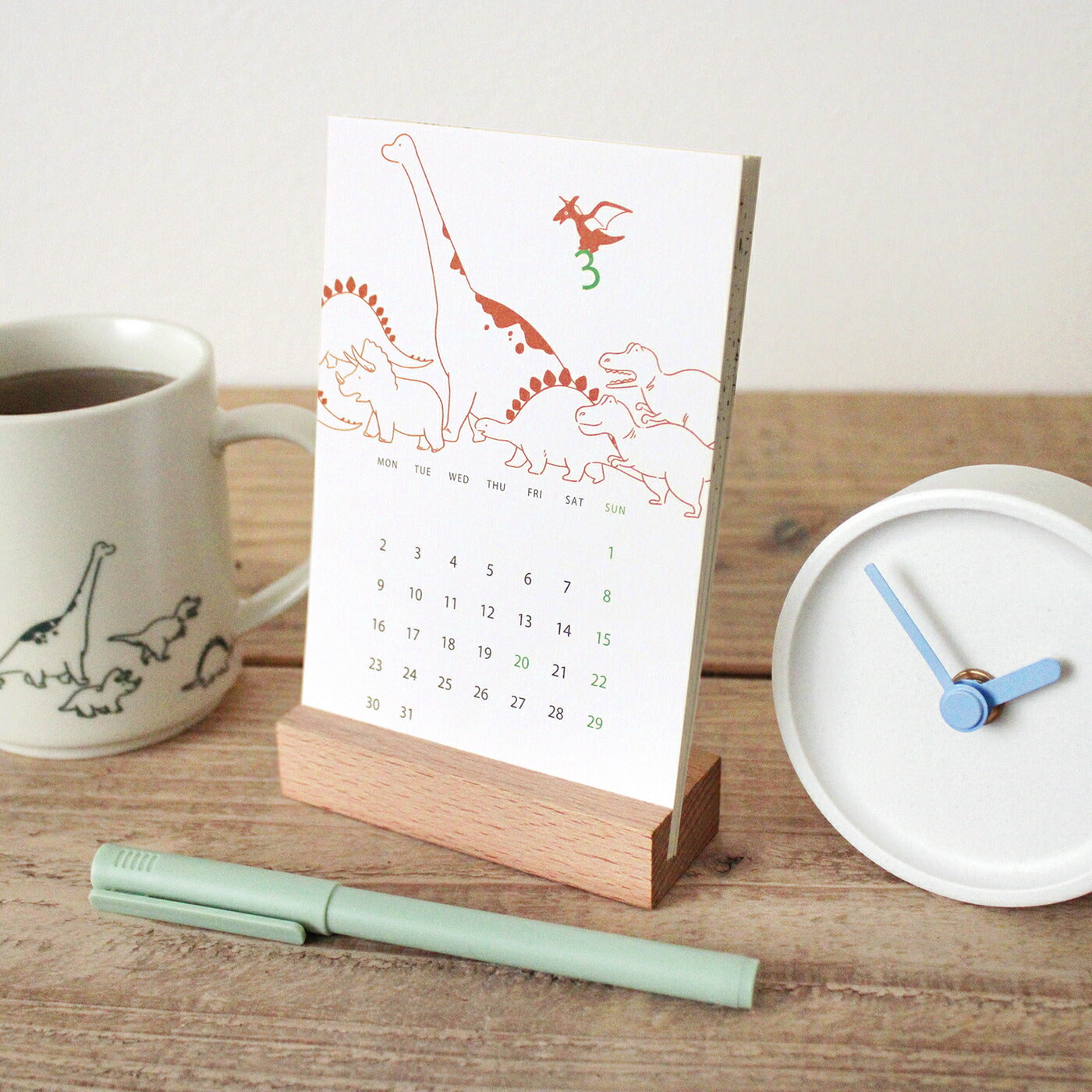 MATOKA マトカ 2026年 卓上カレンダー 木製スタンドタイプ（月曜始まり）『AH LA LA｜アララ』（CAL-145）