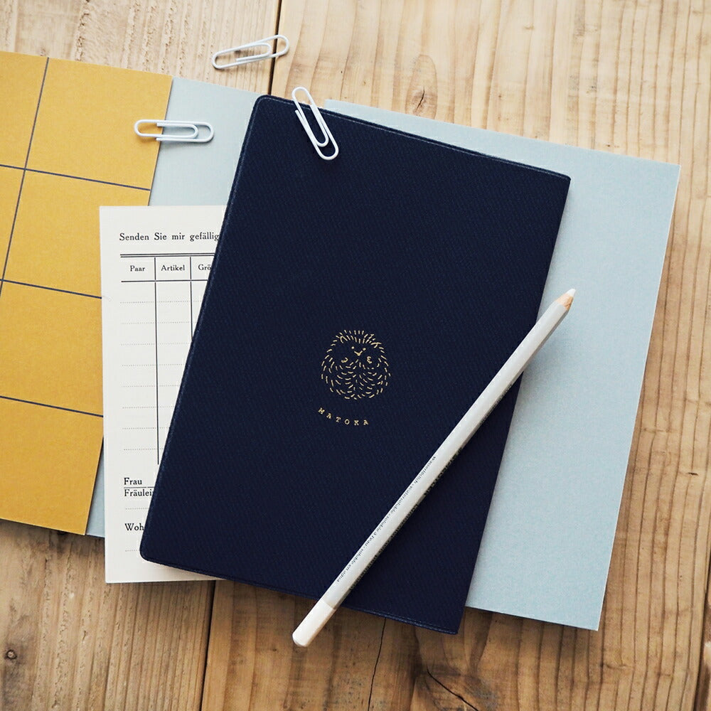 手帳 2026 マトカ 2026年1月始まり ダイアリー スケジュール帳｜B6サイズ マンスリー・フルカラー（月間ブロック）『ラウンドはりねずみ｜ROUND HEDGEHOG』ハリネズミ かわいい