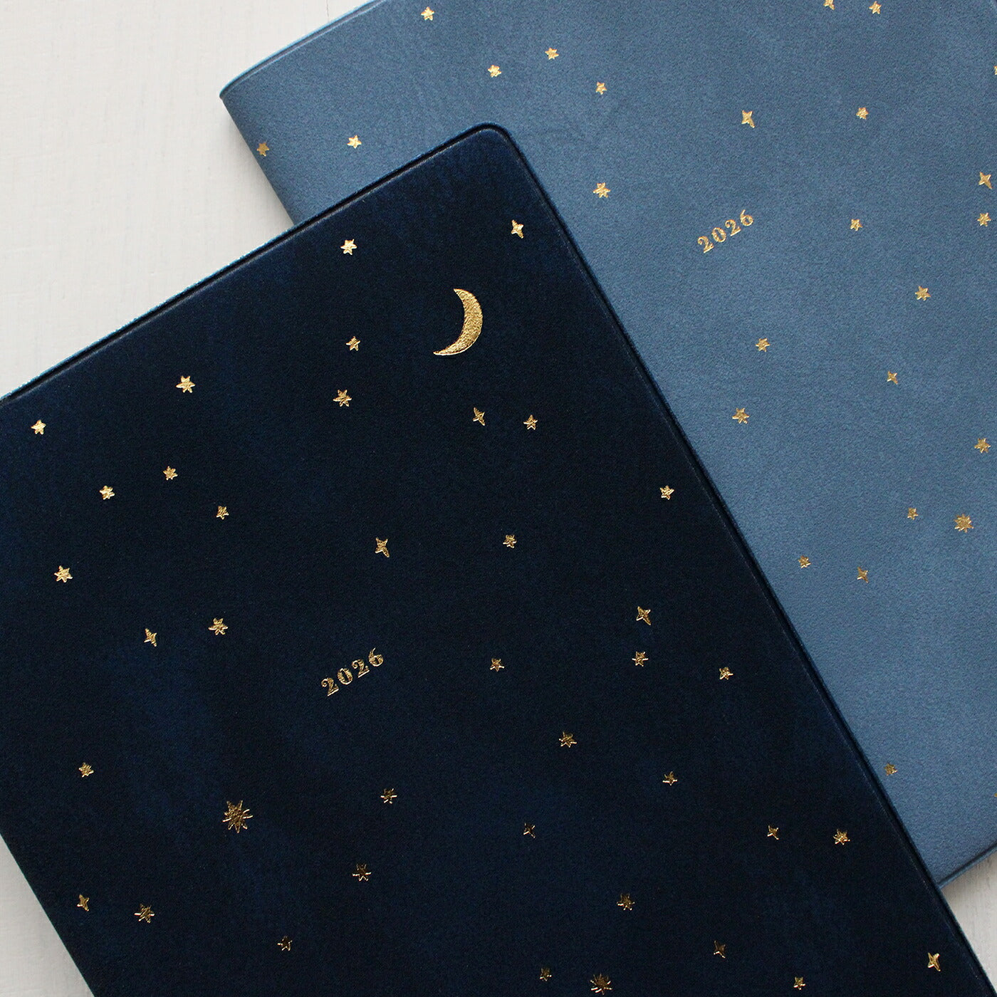 手帳 2026 マトカ 2026年1月始まり ダイアリー スケジュール帳｜B6サイズ マンスリー・フルカラー（月間ブロック）『ミニュイ｜MINUIT』夜空 星座 月
