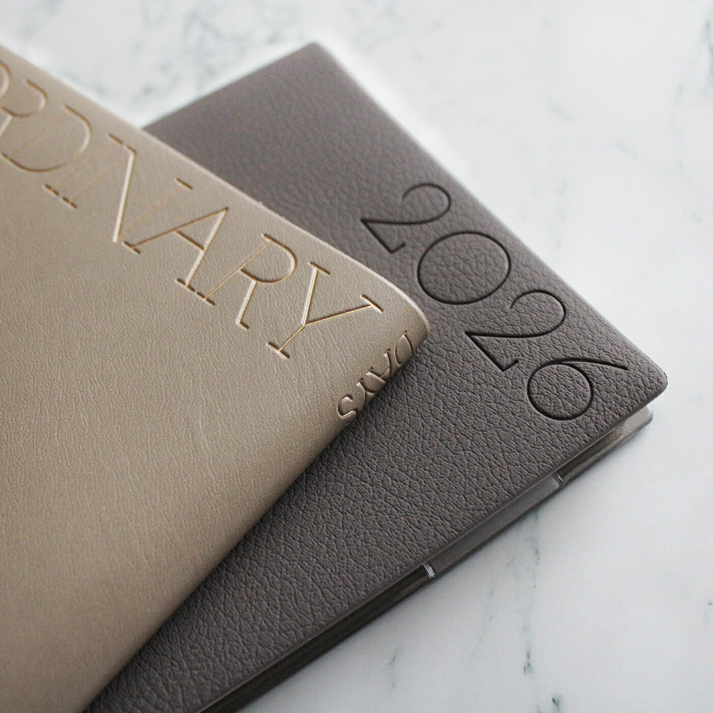 手帳 2026 マトカ 2026年1月始まり ダイアリー スケジュール帳｜B6サイズ ウィークリー・レフト式（週間ホリゾンタル）『オーディナリー｜ORDINARY』