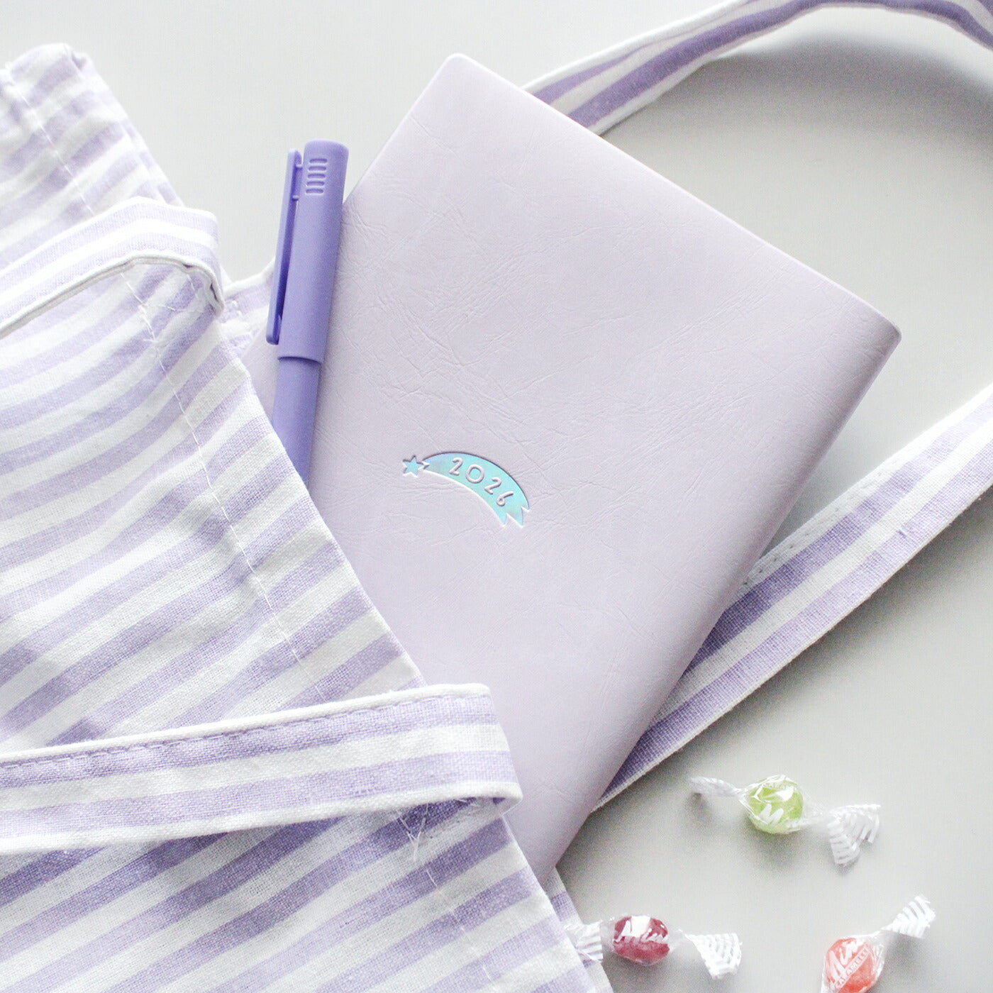 手帳 2026 マトカ 2026年1月始まり ダイアリー スケジュール帳｜B6サイズ ウィークリー・ブロック式（週間ブロック・日記帳）『ワンポイント ユニコーン｜POINT UNICORN』干支 午 ウマ 馬