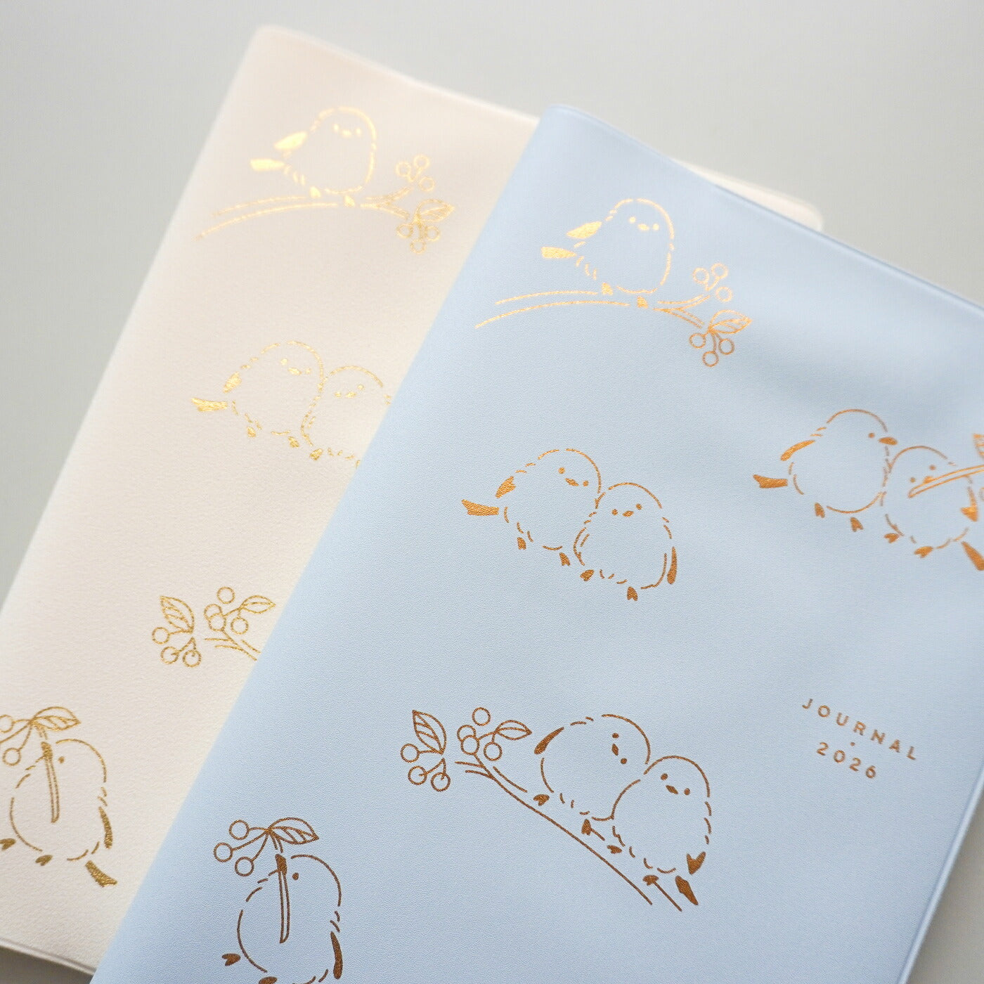 【限定】手帳 2026 マトカ 2026年1月始まり ダイアリー スケジュール帳｜B6サイズ マンスリー・フルカラー（月間ブロック）『スノーフェアリー』シマエナガ