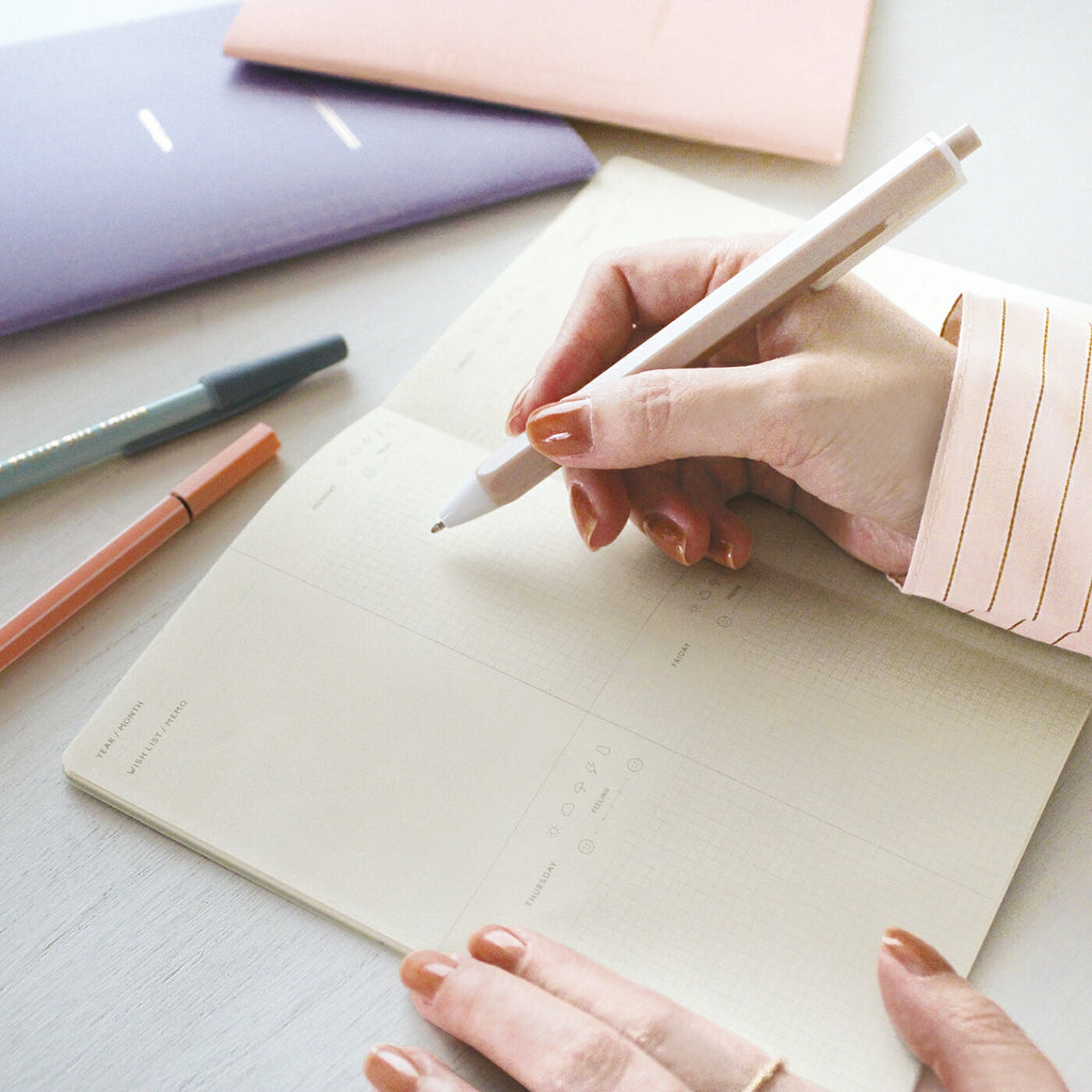 COTOMO コトモ ログノート｜日記 日記帳 マンスリー ウィークリー NOTE BOOK おしゃれ かわいい シンプル 記録 仕事 勉強 大人 文具 小ぶり 手帳 気軽｜MATOKA マトカ