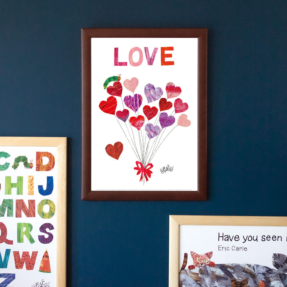 ERIC CARLE：エリック カール・B4サイズ ポスター『Heart Balloon/ はらぺこあおむし』木製フレームセット｜インテリア 北欧 ナチュラル ブラウン 額装 エリックカール【etc】