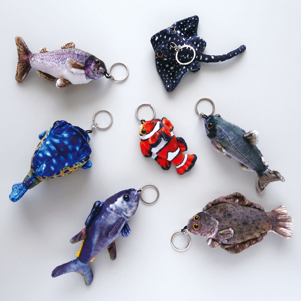 AQUA KEY CHAIN アクア キーチェーン｜鍵 キーホルダー 魚 小物 ぬいぐるみ おしゃれ かわいい 海 海洋生物 アクセサリー キーチェーン フィッシュ マス マグロ ヒラメ ハコフグ エイ カクレクマノミ｜MATOKA マトカ