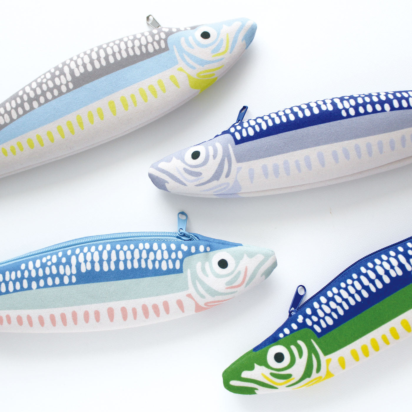 OSAKANA CASE｜小物入れ 収納 ケース ポーチ ペンケース 魚 さかな 文具 小物 ペン ユニーク 個性的 雑貨｜MATOKA マトカ